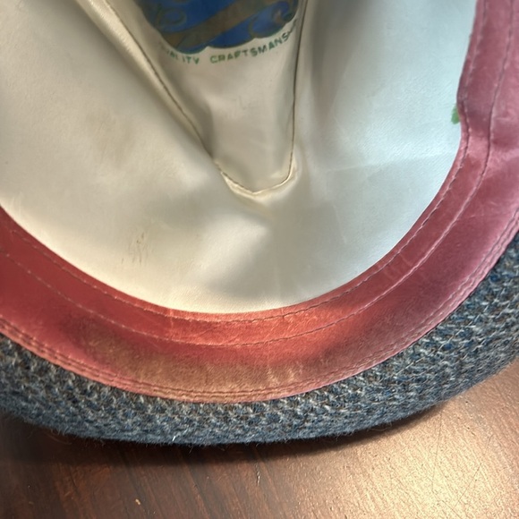 BECO Gray Tweed Mens Fedora Hat with Feathers Made in Korea, Vintage - Picture 8 of 12